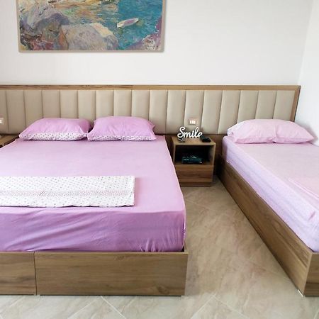 Villa Luelfa Дуррес Екстер'єр фото
